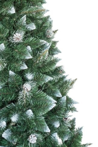 Detail stromčeka Umelý vianočný stromček Borovica Strieborná s kryštálmi ľadu. Stromček má zelené ihličie a konce vetvičiek su ozdobené umelým snehom a kryštálikmi ľadu.