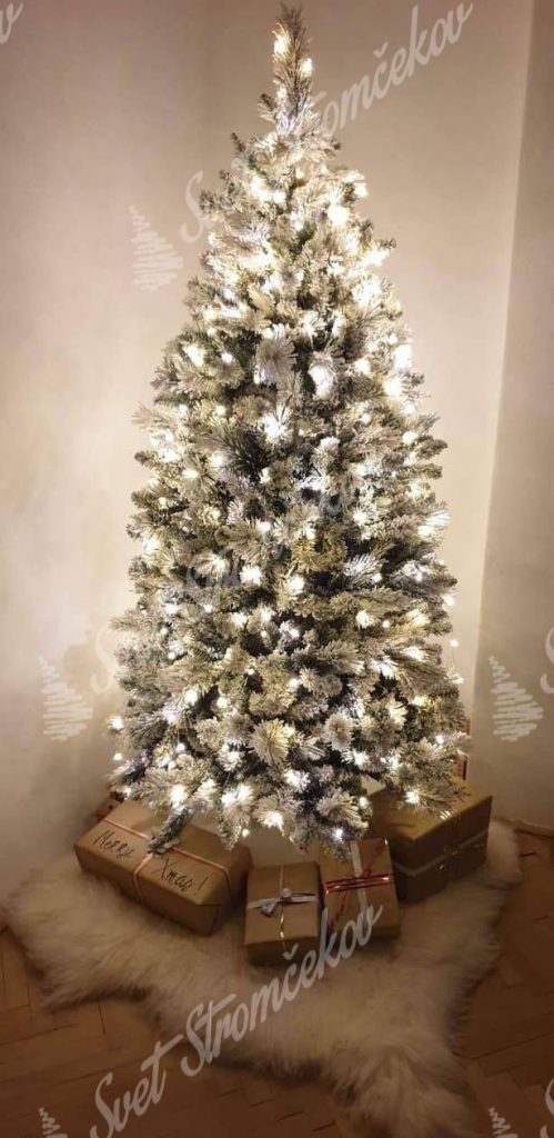 Ozdobený vianočný stromček Borovica Biela 165 cm