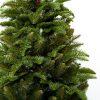 Detailná fotka vetvičiek 3D vianočného stromčeka.