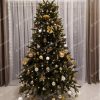 ozdobený vianočný stromček 3D Smrek Alpský 210cm do bielej a zlatej farby