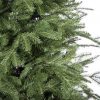 Umelý vianočný stromček 3D Smrek Mohutný. Vianočný stromček v realistickom prevedení a zelenej farbe. Detailná fotka ihličia.