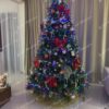 Umelý vianočný stromček 3D Jedľa Kaukazská XL 240cm s farebnými vianočnými ozdobami a svetielkami