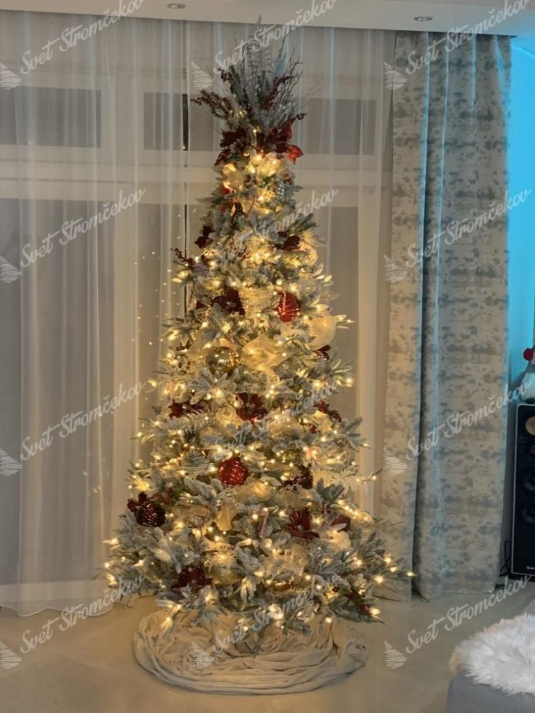 Umelý vianočný stromček 3D Jedľa Sibírska 270cm LED