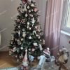 Umelý vianočný stromček 3D Smrek Alpský 180cm s bielymi a ružovými vianočnými ozdobami