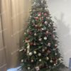 Umelý vianočný stromček 3D Smrek Horský 240cm s červenými a zlatými vianočnými ozdobami