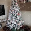 Umelý vianočný stromček Borovica Biela 210cm s bielymi a ružovými vianočnými ozdobami