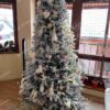Umelý vianočný stromček 3D Jedľa Alabastrová 210cm, stromček je ozdobený bielmyi a ružovými ozdobami