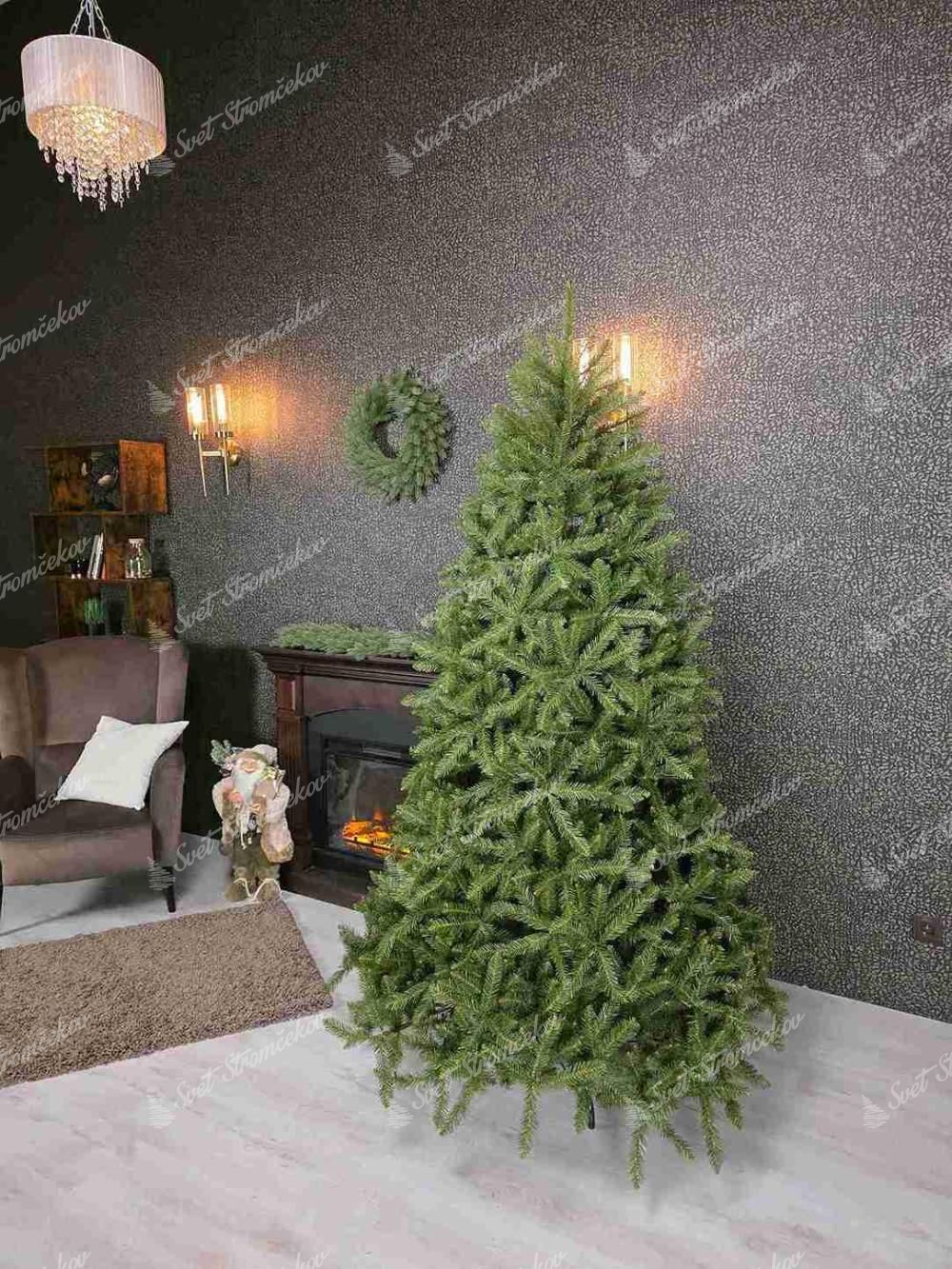 Umelý vianočný stromček Smrek Nórsky široký 240cm