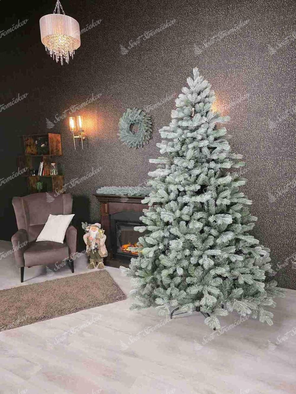 Vianočný stromček 3D Borovica Striebristá 240cm