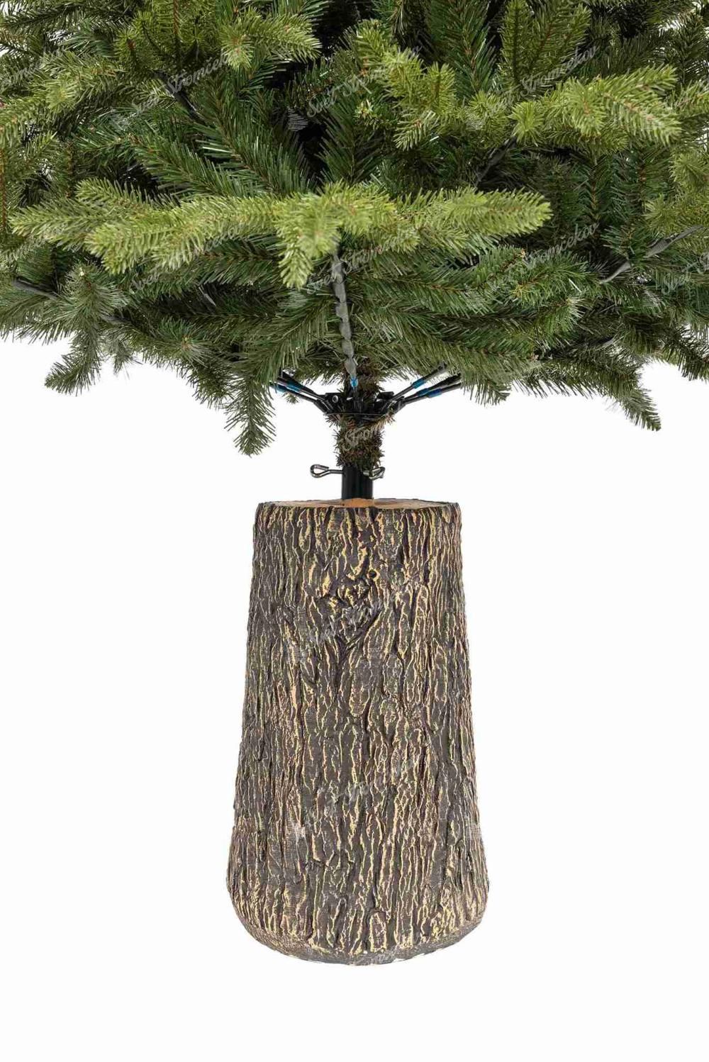 Detail pníka vianočného stromčeka 3D Smrek Apeninský na pníku z keramiky a štruktúrou dreva